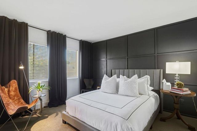 2113 Sunshine Way, Palm Springs, CA 92264