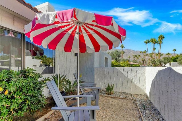 2113 Sunshine Way, Palm Springs, CA 92264