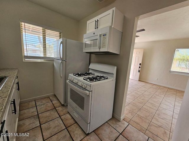 4535 E 17th Street, Tucson, AZ 85711