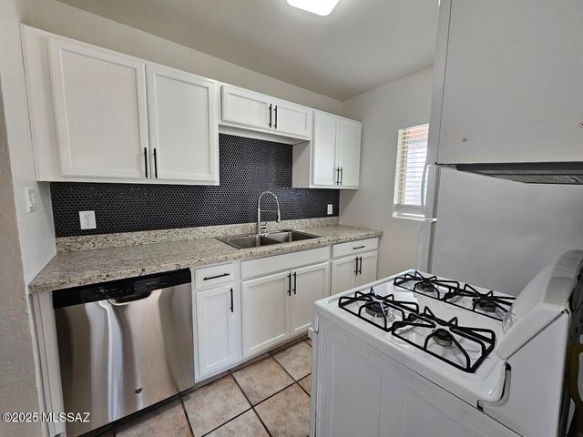 4535 E 17th Street, Tucson, AZ 85711