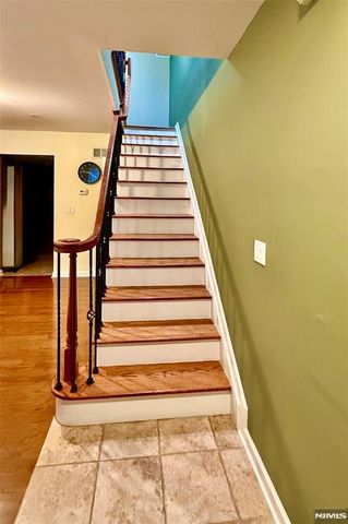 10 Terrace Avenue 11, Hasbrouck Heights, NJ 07604