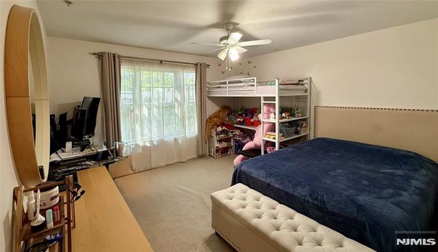 10 Terrace Avenue 11, Hasbrouck Heights, NJ 07604