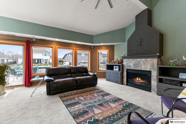 515 Pier 2, Lincoln, NE 68528