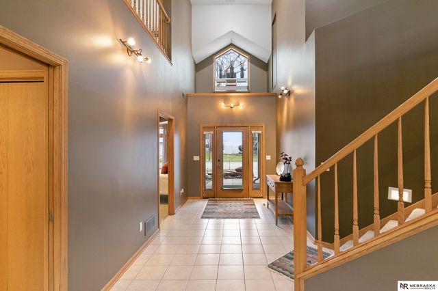 515 Pier 2, Lincoln, NE 68528