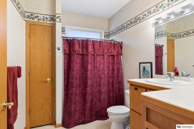 515 Pier 2, Lincoln, NE 68528