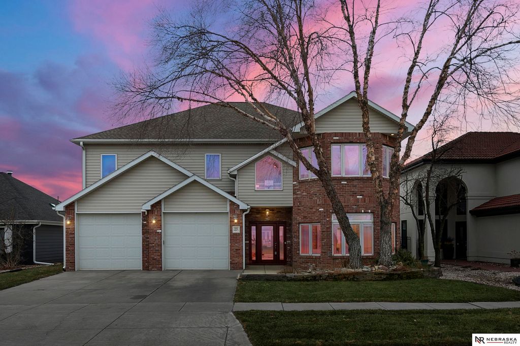 515 Pier 2, Lincoln, NE 68528