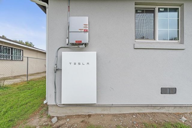 2319 S Union St, Stockton, CA 95206