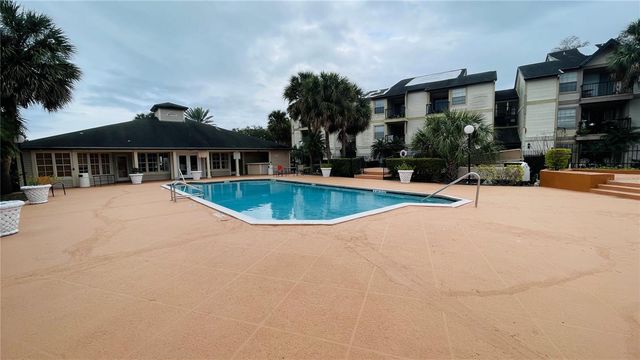 1972 LAKE ATRIUMS CIRCLE 200, Orlando, FL 32839