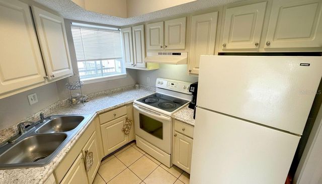 1972 LAKE ATRIUMS CIRCLE 200, Orlando, FL 32839