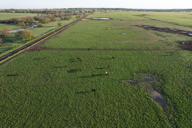 442124 E 210 Road, Vinita, OK 74301