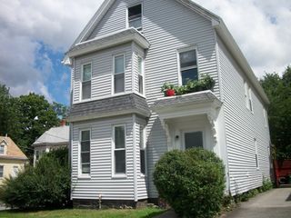 176 Chestnut St 2, Waltham, MA 02453