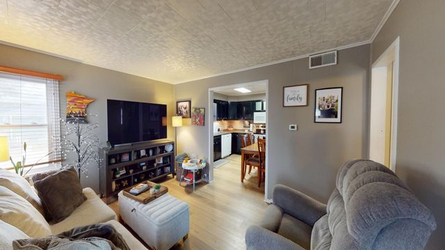 1425 Academy Avenue, Albert Lea, MN 56007