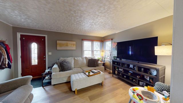 1425 Academy Avenue, Albert Lea, MN 56007