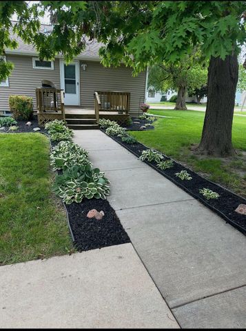 1425 Academy Avenue, Albert Lea, MN 56007