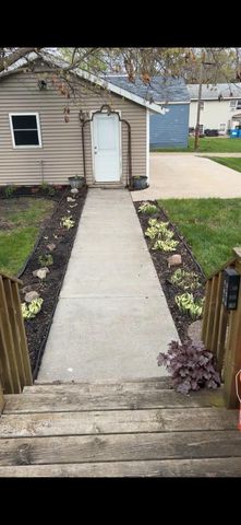 1425 Academy Avenue, Albert Lea, MN 56007