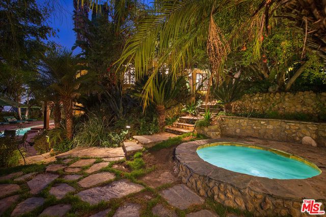 1274 N Clark Street, West Hollywood, CA 90069