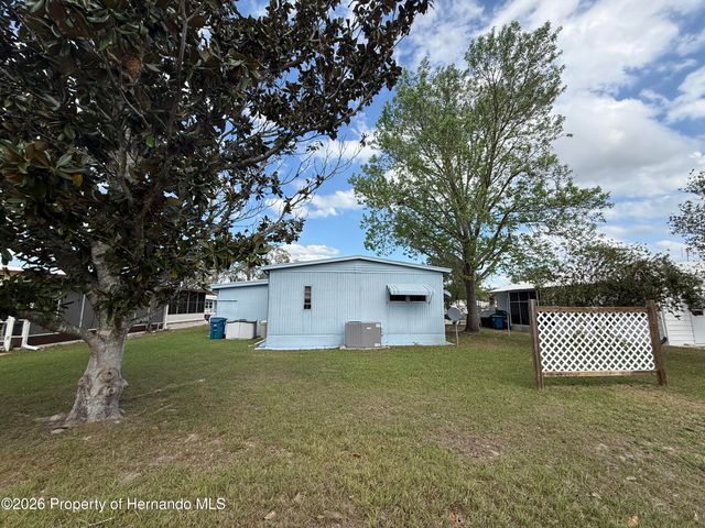 7441 Fairlane Avenue, Brooksville, FL 34613