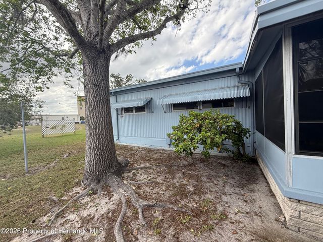7441 Fairlane Avenue, Brooksville, FL 34613