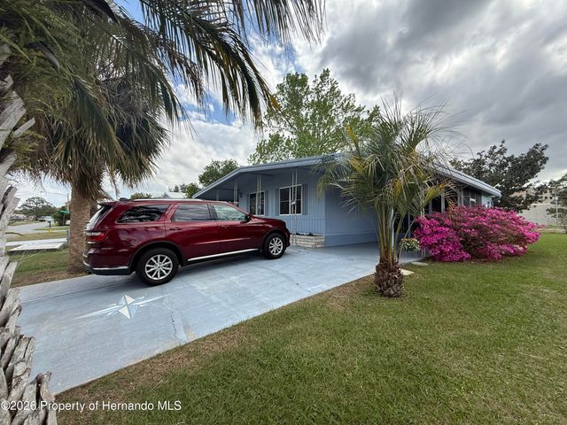 7441 Fairlane Avenue, Brooksville, FL 34613