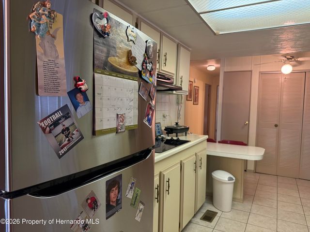 7441 Fairlane Avenue, Brooksville, FL 34613