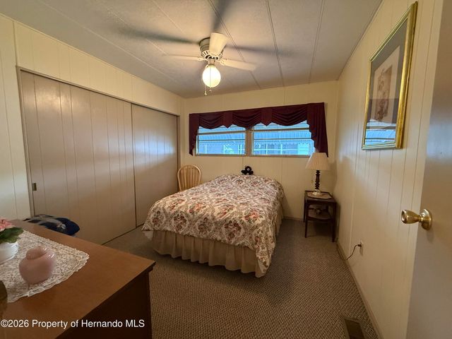 7441 Fairlane Avenue, Brooksville, FL 34613