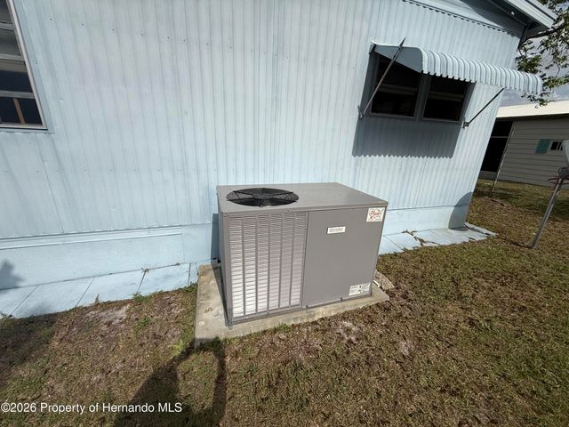 7441 Fairlane Avenue, Brooksville, FL 34613