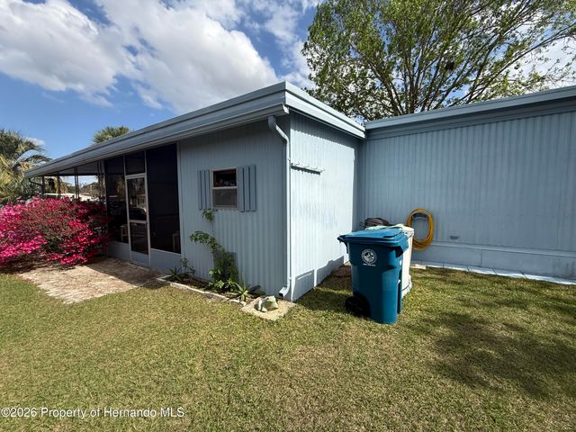 7441 Fairlane Avenue, Brooksville, FL 34613