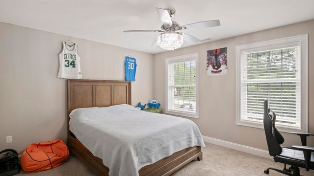 178 Rolling Hill Drive, Weare, NH 03281