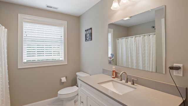 178 Rolling Hill Drive, Weare, NH 03281