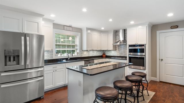 178 Rolling Hill Drive, Weare, NH 03281