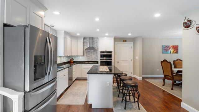 178 Rolling Hill Drive, Weare, NH 03281