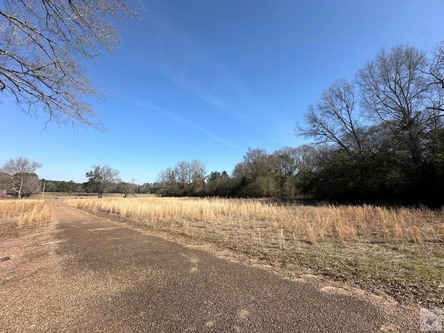 1408 E Main St., Atlanta, TX 75551