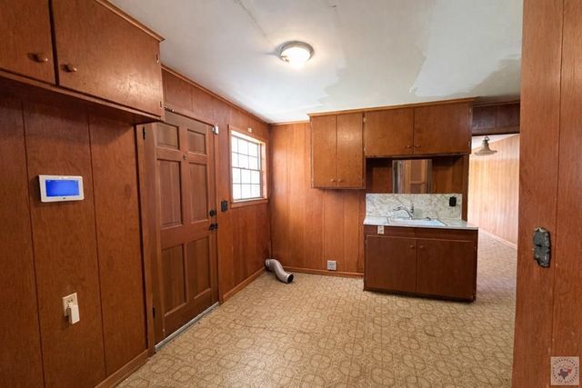 1408 E Main St., Atlanta, TX 75551