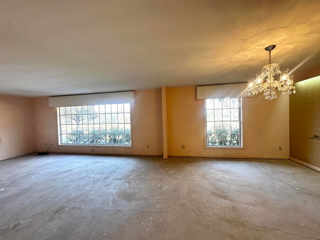 1408 E Main St., Atlanta, TX 75551