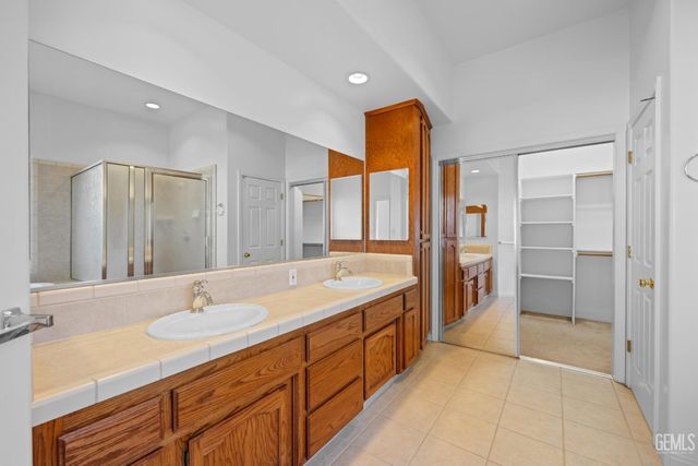 4314 Trailrock Avenue, Bakersfield, CA 93313