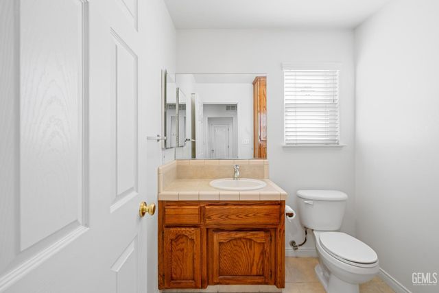 4314 Trailrock Avenue, Bakersfield, CA 93313