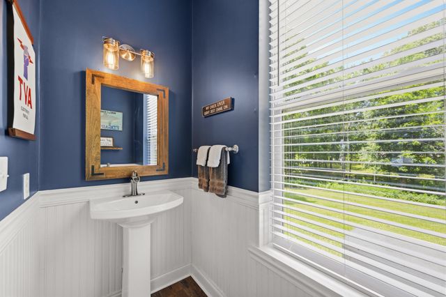 49 Wild Goose Pt, Parsons, TN 38363