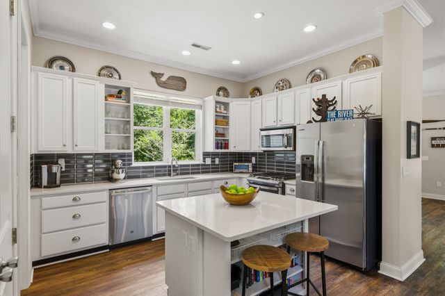 49 Wild Goose Pt, Parsons, TN 38363
