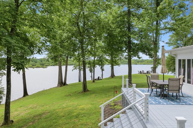 49 Wild Goose Pt, Parsons, TN 38363