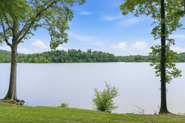 49 Wild Goose Pt, Parsons, TN 38363