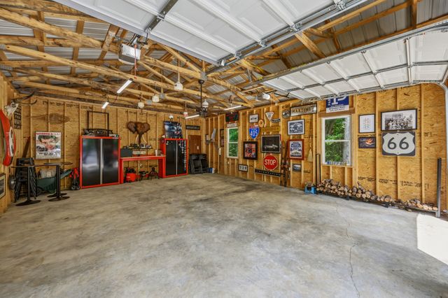 49 Wild Goose Pt, Parsons, TN 38363