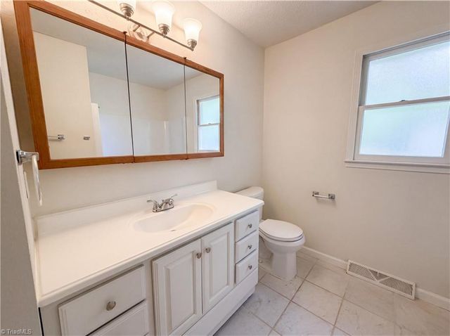 104 Linville Springs Road, Kernersville, NC 27284