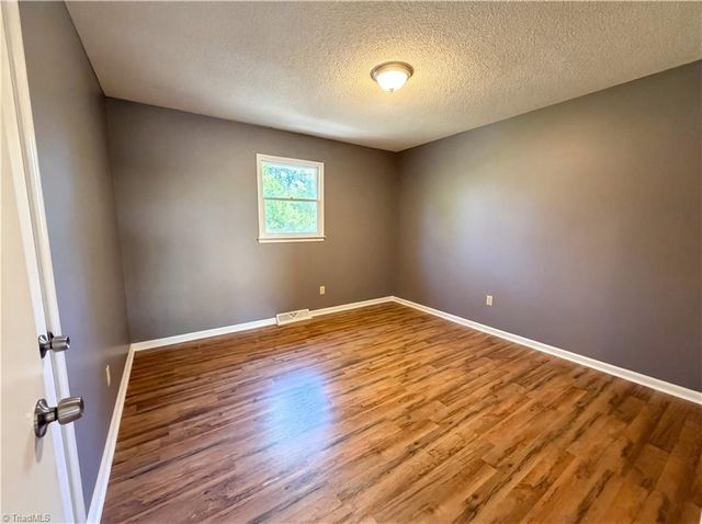 104 Linville Springs Road, Kernersville, NC 27284