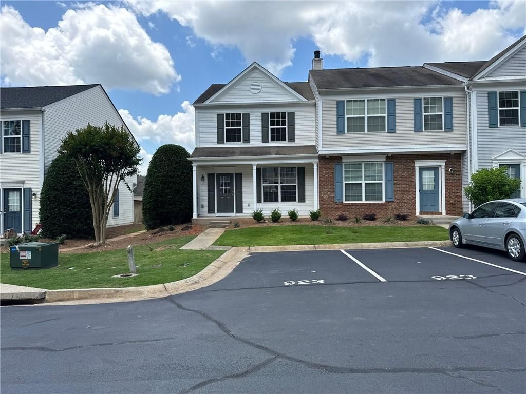 923 Prestwyck Court, Alpharetta, GA 30004
