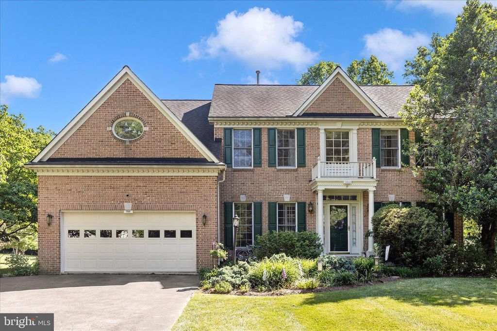 Image 1 of property listing at 19808 FALLING SPRING CT, Gaithersburg, MD 20882
