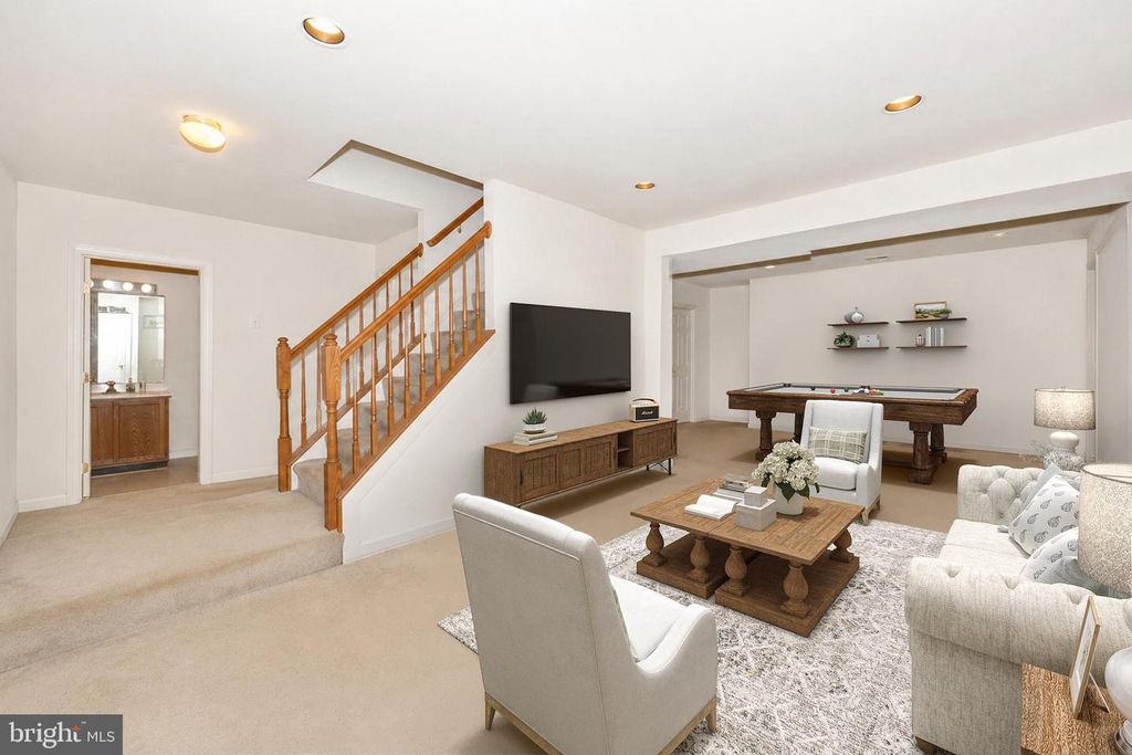 Image 28 of property listing at 19808 FALLING SPRING CT, Gaithersburg, MD 20882