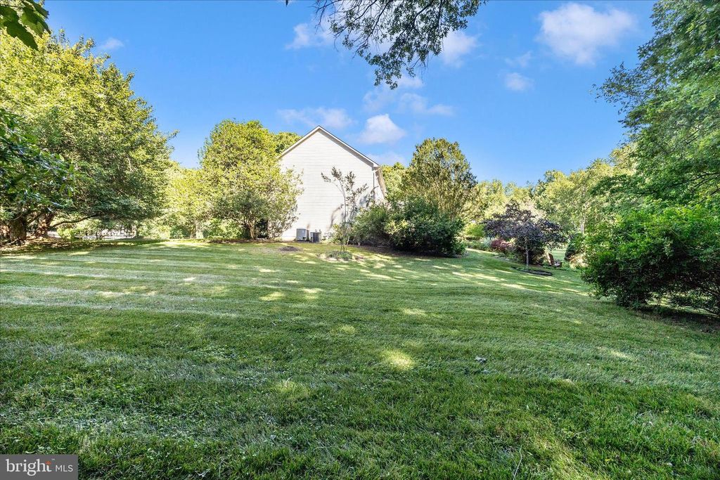 Image 41 of property listing at 19808 FALLING SPRING CT, Gaithersburg, MD 20882