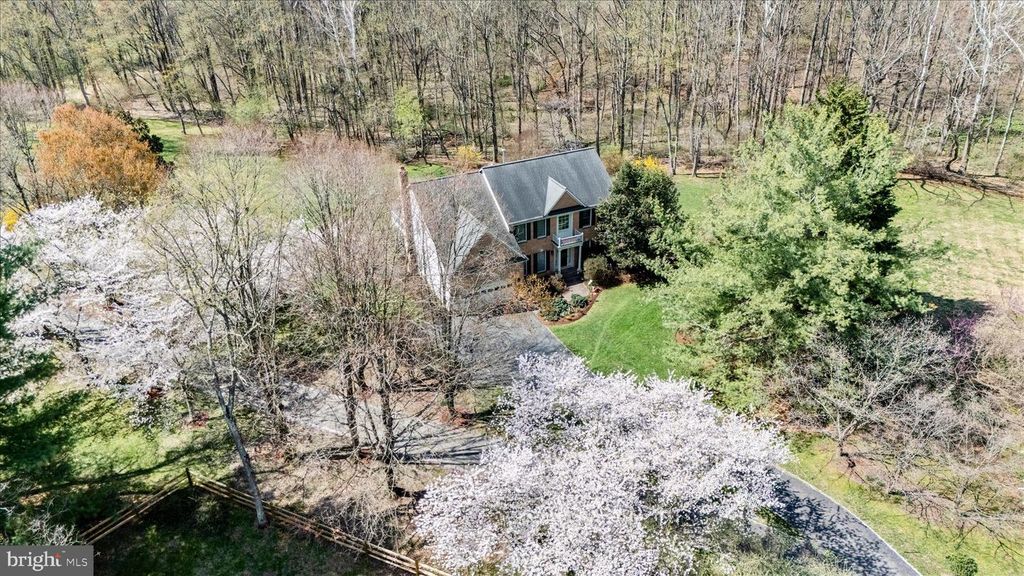 Image 45 of property listing at 19808 FALLING SPRING CT, Gaithersburg, MD 20882