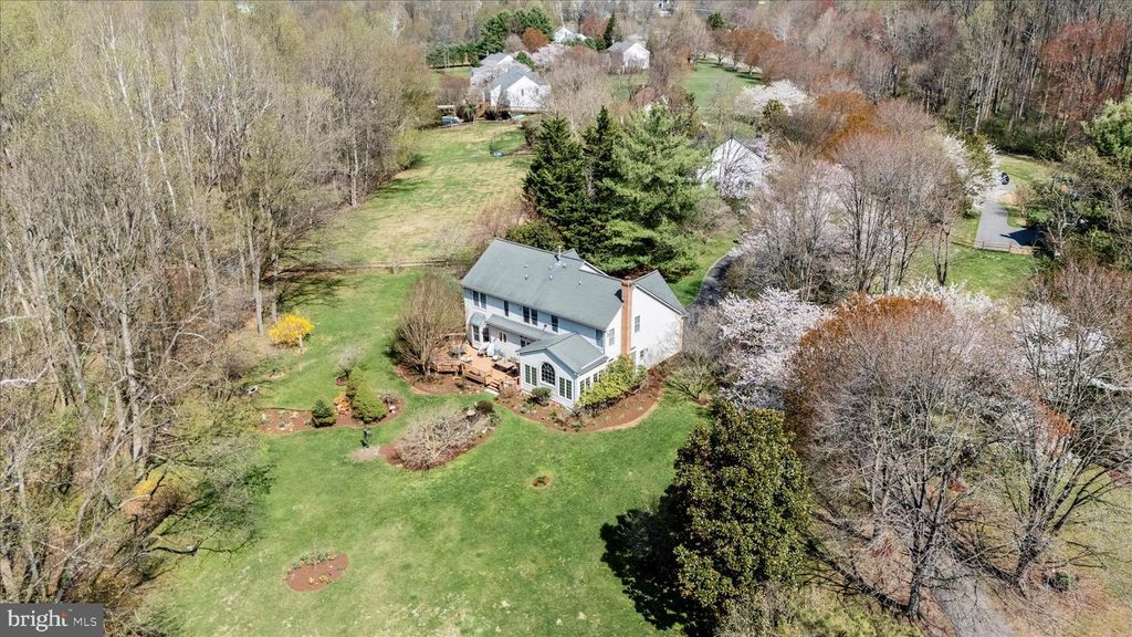 Image 46 of property listing at 19808 FALLING SPRING CT, Gaithersburg, MD 20882