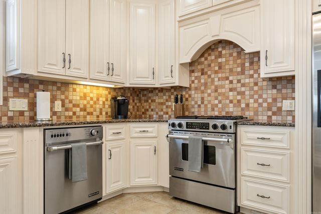 106 Grand Isle Dr Apt 1E, Hot Springs, AR 71913